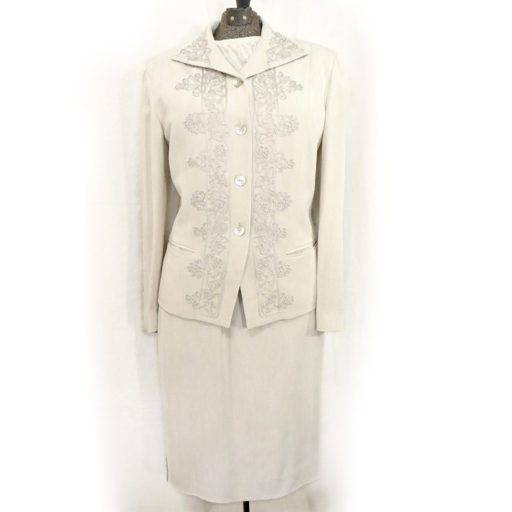 Dana Buchman Embellished 100% Silk Skirt Suit